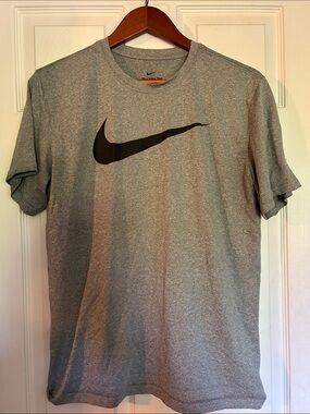 Nike Dri Fit Men’s Gray Short Sleeve Tee with Black Swoosh
